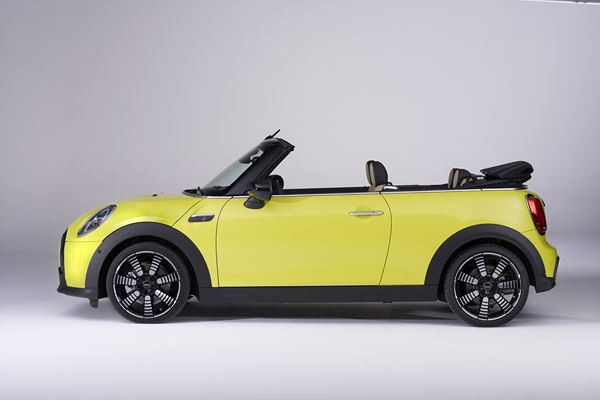 La Mini Cabrio s'offre un léger rafraîchissement