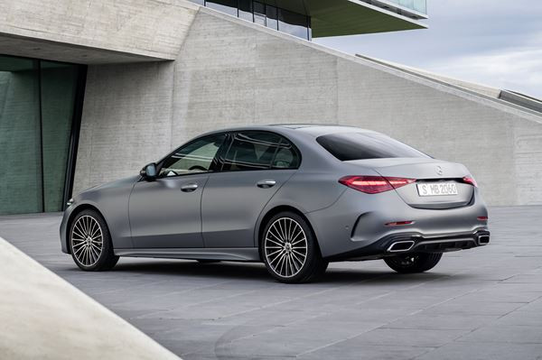 La Mercedes-Benz Classe C Berline se dote d'équipements high-tech de la Classe S