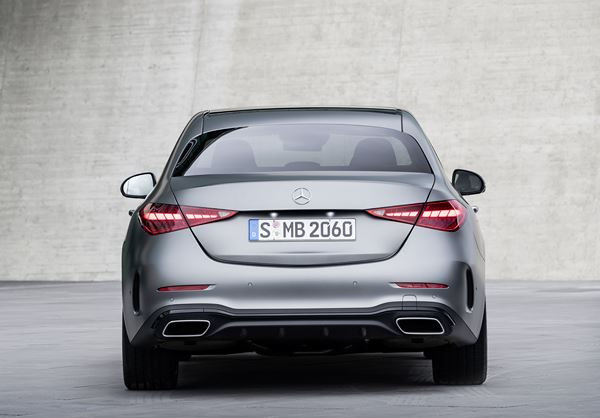 La Mercedes-Benz Classe C Berline se dote d'équipements high-tech de la Classe S