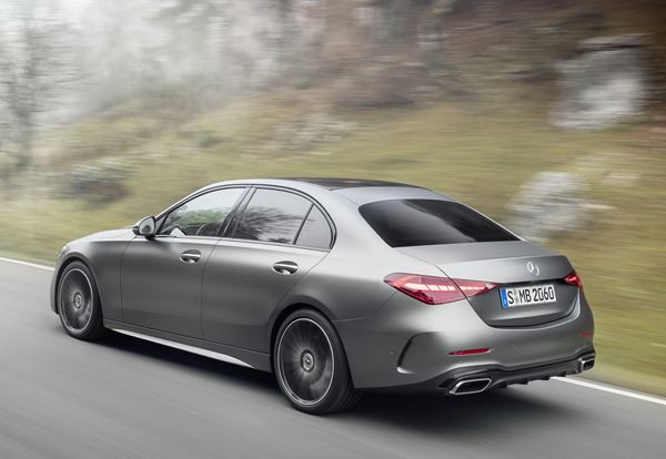 La Mercedes-Benz Classe C Berline se dote d'équipements high-tech de la Classe S