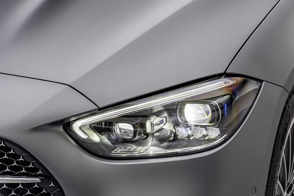 La Mercedes-Benz Classe C Berline se dote d'équipements high-tech de la Classe S