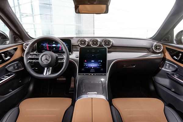 La Mercedes-Benz Classe C Berline se dote d'équipements high-tech de la Classe S