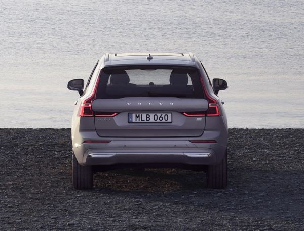 Le SUV de taille intermédiaire Volvo XC60 s'offre des retouches