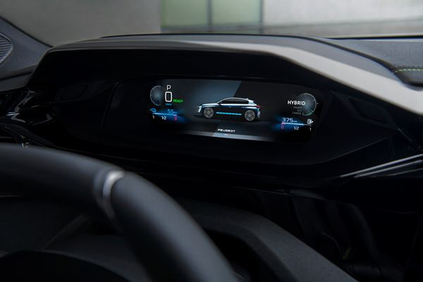 La Peugeot 308 change de morphologie