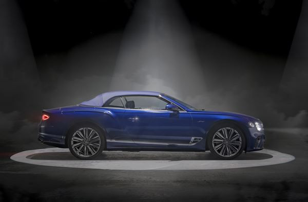 La Bentley Continental GT Speed Convertible embarque un moteur W12 TSI 6 litres de 650 ch