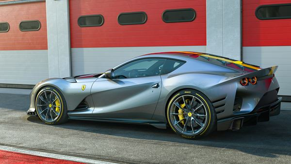 La Ferrari 812 Competizione V12 débite 830 chevaux et 692 Nm de couple
