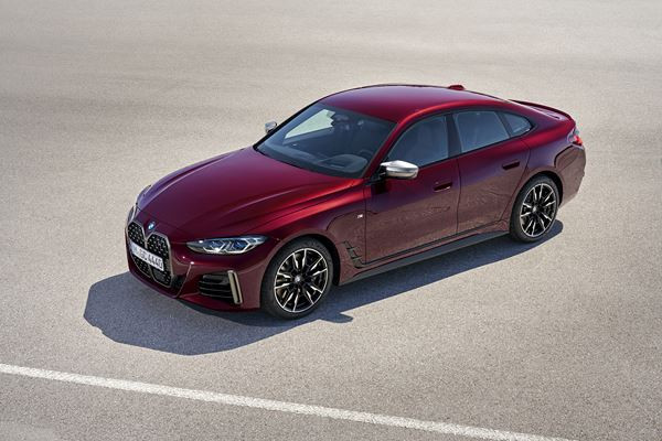 La BMW Série 4 Gran Coupé de deuxième génération affiche un caractère affirmé