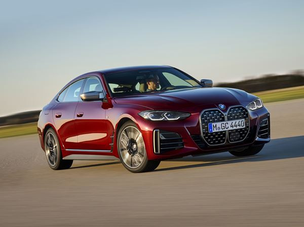 La BMW Série 4 Gran Coupé de deuxième génération affiche un caractère affirmé