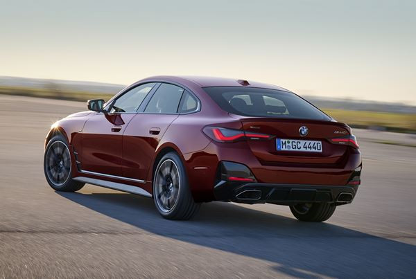La BMW Série 4 Gran Coupé de deuxième génération affiche un caractère affirmé