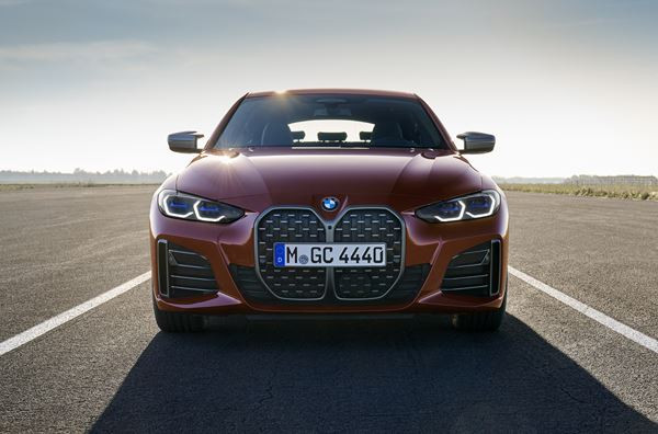 La BMW Série 4 Gran Coupé de deuxième génération affiche un caractère affirmé