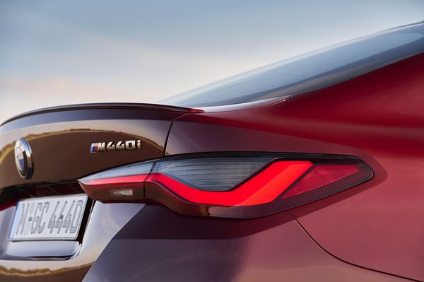 La BMW Série 4 Gran Coupé de deuxième génération affiche un caractère affirmé