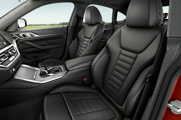 La BMW Série 4 Gran Coupé de deuxième génération affiche un caractère affirmé