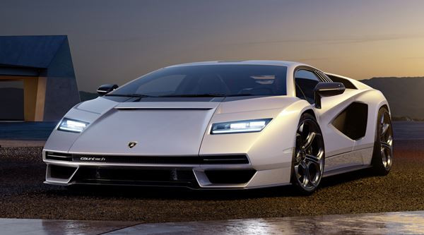La Lamborghini Countach LPI 800-4 hybride délivre une puissance combinée de 814 ch