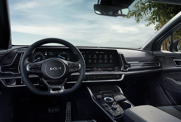 Le Kia Sportage se distingue par un design fluide, athlétique et moderne