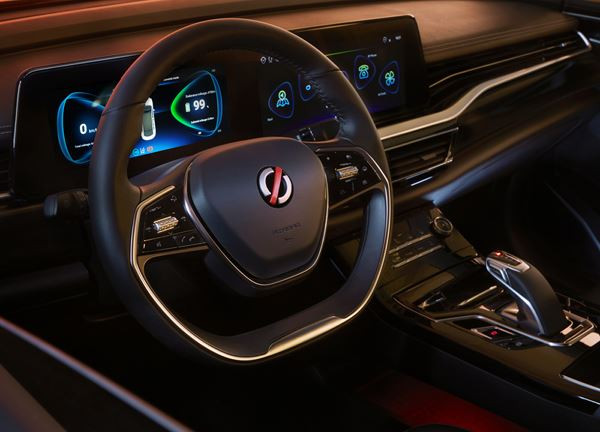 Mobilize Limo : une berline électrique en souscription pour les professionnels