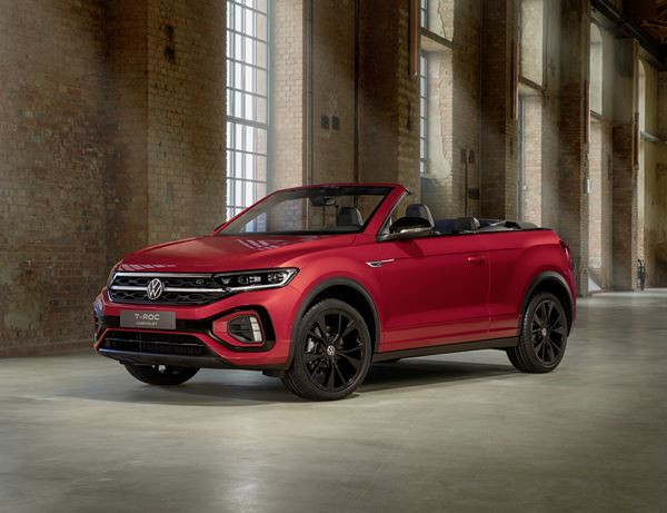Le Volkswagen T-Roc Cabriolet affiche un design extérieur affûté