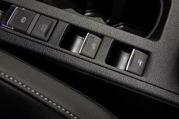 Le Volkswagen T-Roc Cabriolet affiche un design extérieur affûté