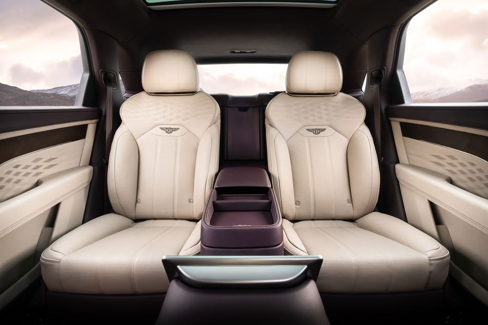 Le SUV de luxe Bentley Bentayga s'allonge de 180 mm pour devenir un véhicule Grand Tourisme