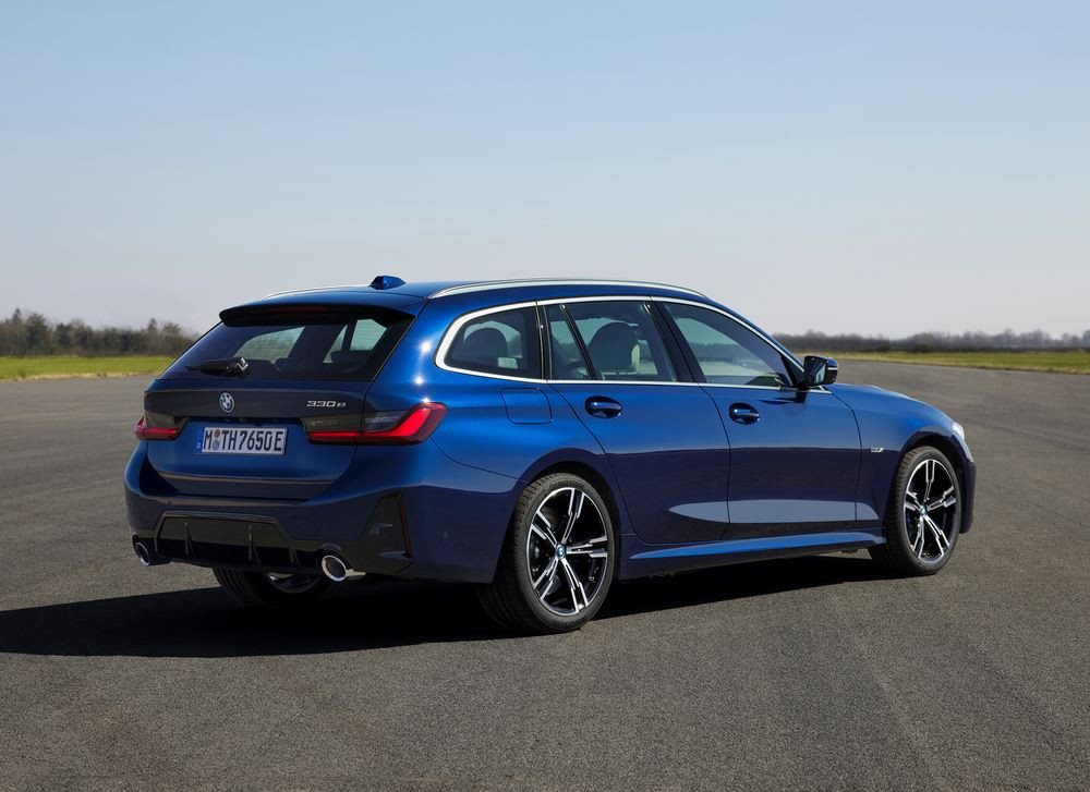 La BMW Série 3 Touring restylée affiche des modifications stylistiques ciblées