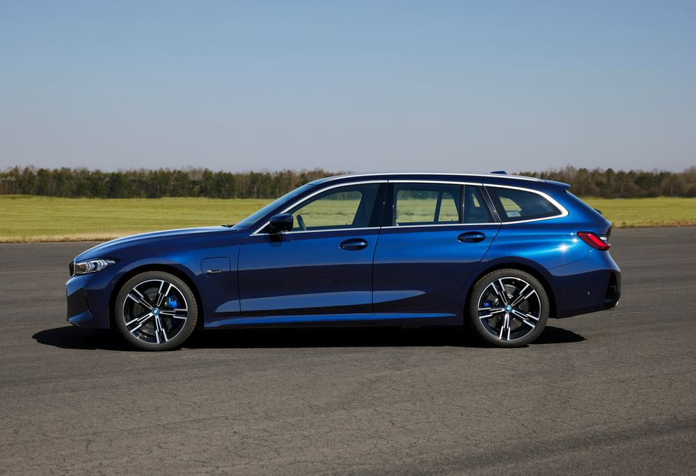 La BMW Série 3 Touring restylée affiche des modifications stylistiques ciblées