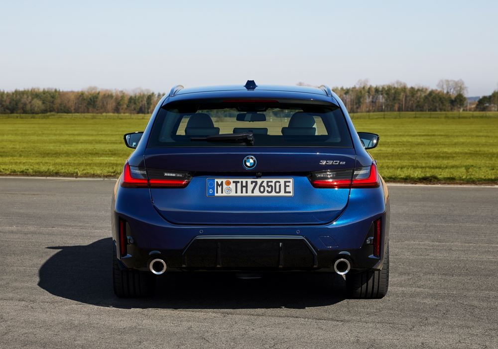 La BMW Série 3 Touring restylée affiche des modifications stylistiques ciblées