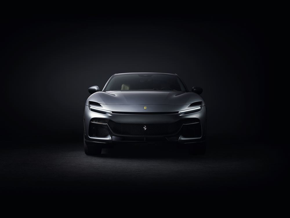 Le Ferrari Purosangue revendique l'expérience de conduite emblématique de la marque