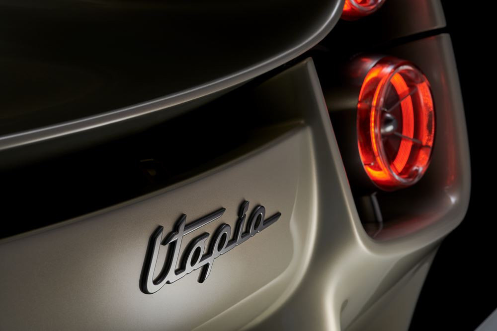 L'hypercar Pagani Utopia embarque un V12 biturbo Mercedes-AMG 6 litres de 864 ch