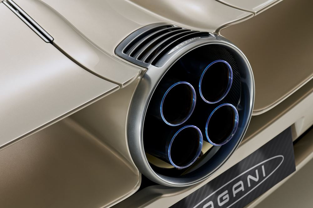 L'hypercar Pagani Utopia embarque un V12 biturbo Mercedes-AMG 6 litres de 864 ch