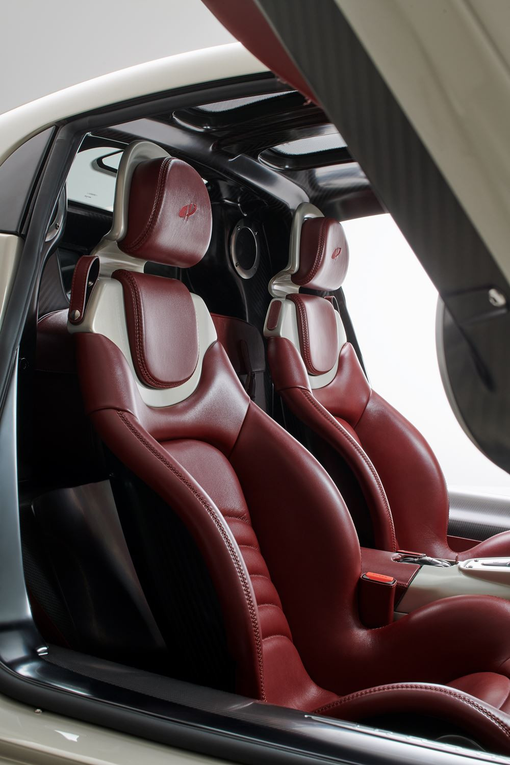 L'hypercar Pagani Utopia embarque un V12 biturbo Mercedes-AMG 6 litres de 864 ch