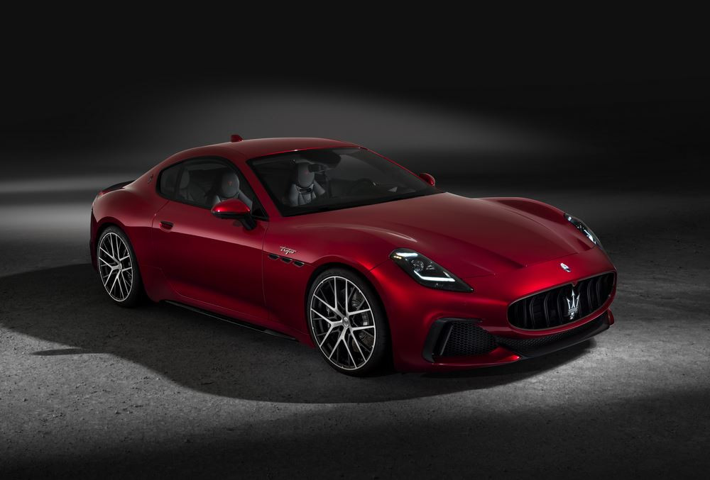 Le coupé Maserati GranTurismo affiche les performances d'une voiture de sport
