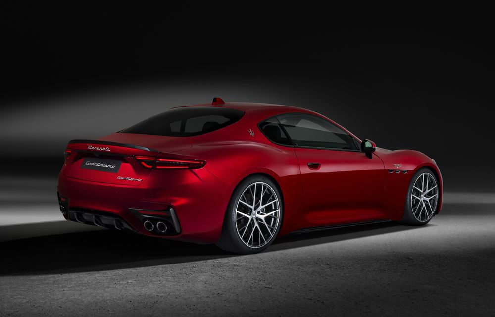 Le coupé Maserati GranTurismo affiche les performances d'une voiture de sport