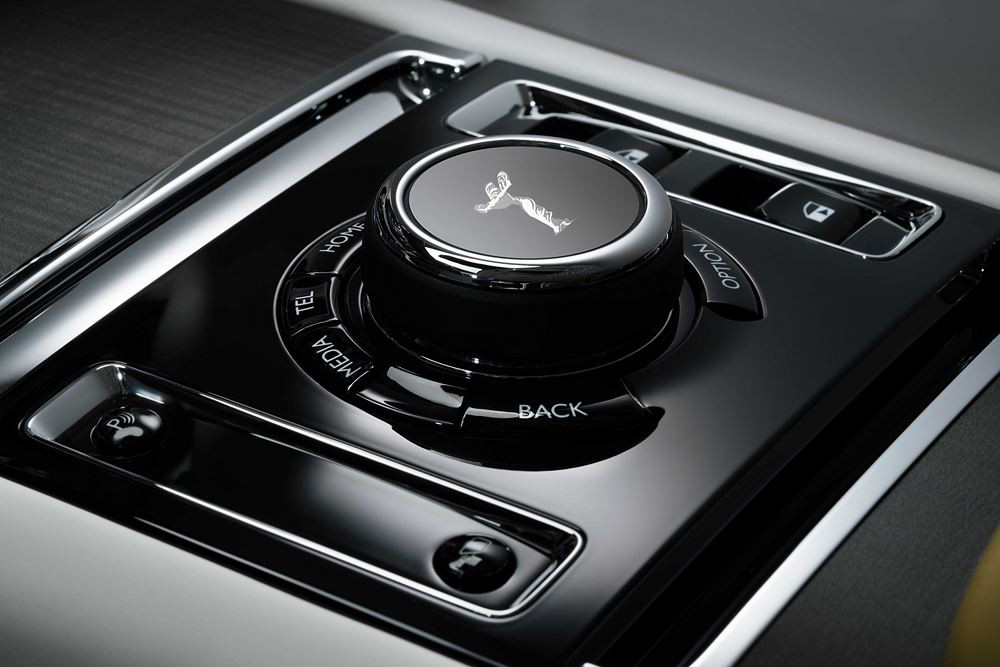 La luxueuse Rolls-Royce Spectre électrique revendique une autonomie de 520 kilomètres