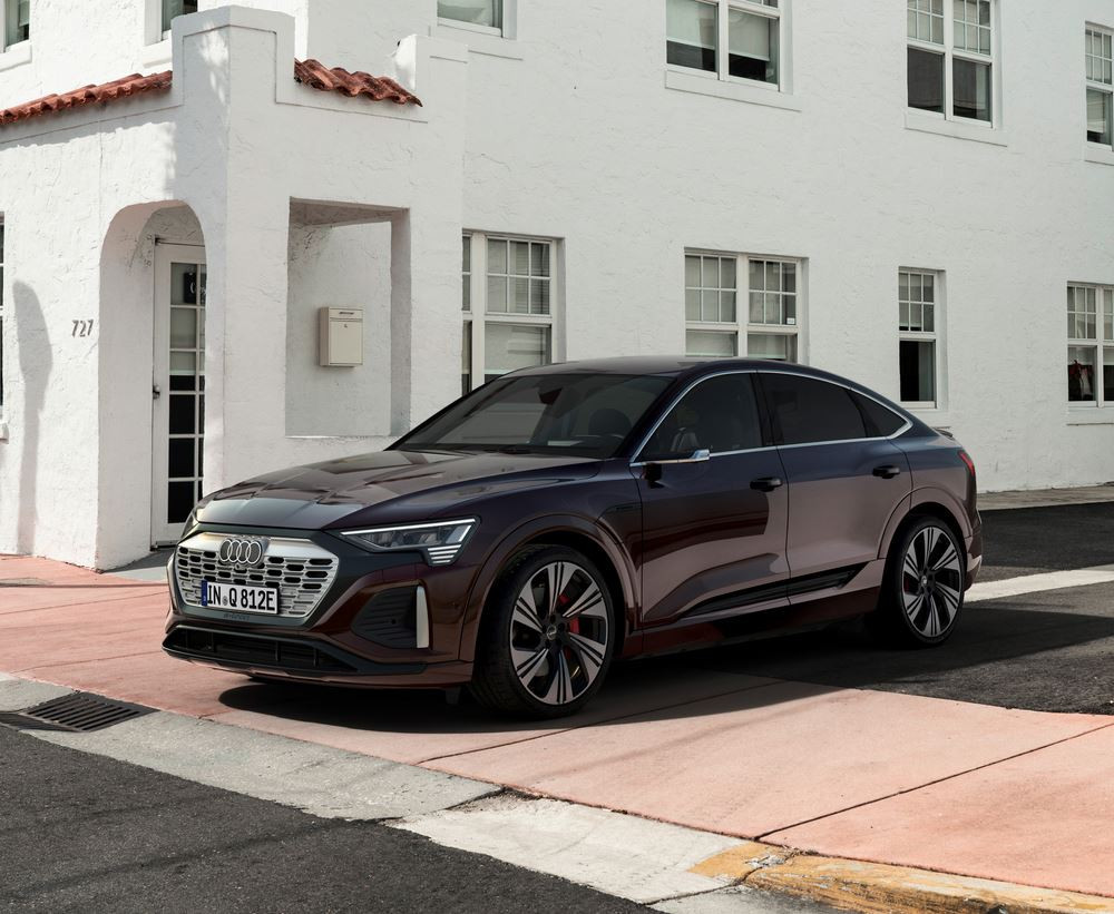 Le crossover Audi Q8 Sportback e-tron électrique revendique une autonomie jusqu'à 600 kilomètres