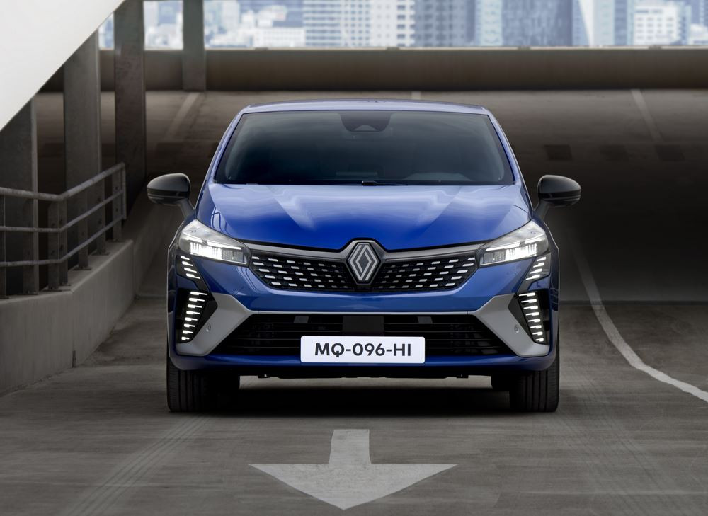 La Renault Clio restylée adopte un langage stylistique plus moderne