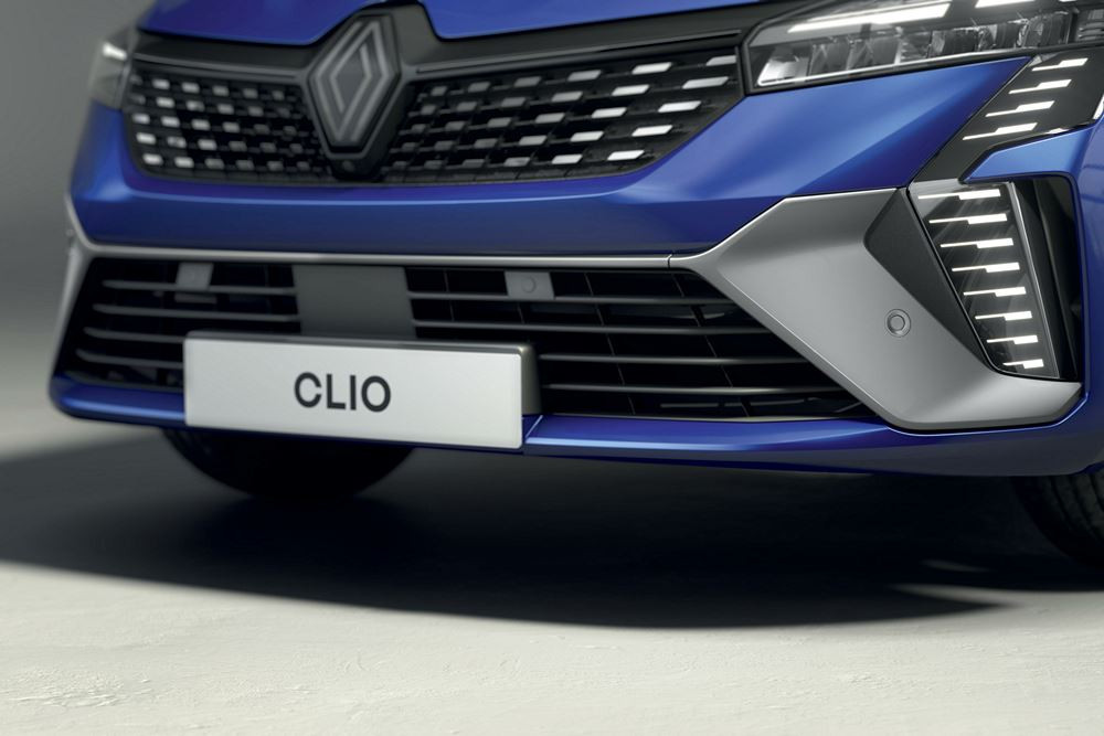 La Renault Clio restylée adopte un langage stylistique plus moderne