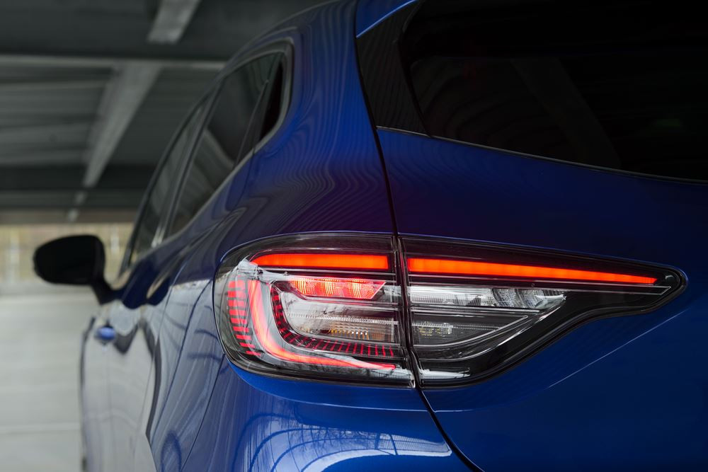 La Renault Clio restylée adopte un langage stylistique plus moderne