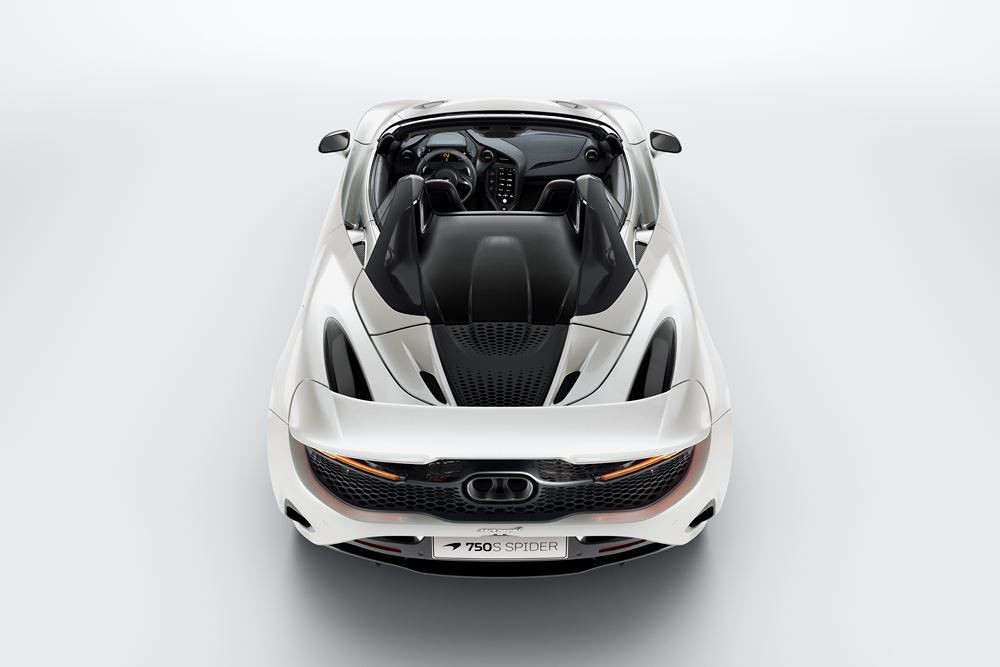 La McLaren 750S Spider est propulsée par un moteur V8 4.0 litres biturbo de 750 ch
