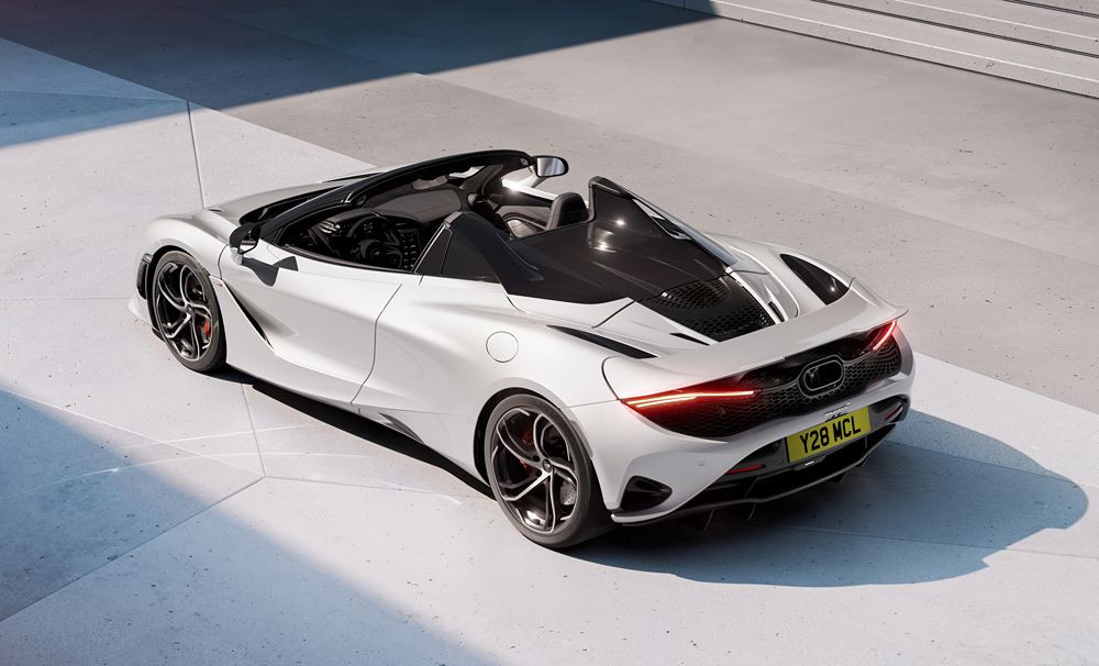 La McLaren 750S Spider est propulsée par un moteur V8 4.0 litres biturbo de 750 ch