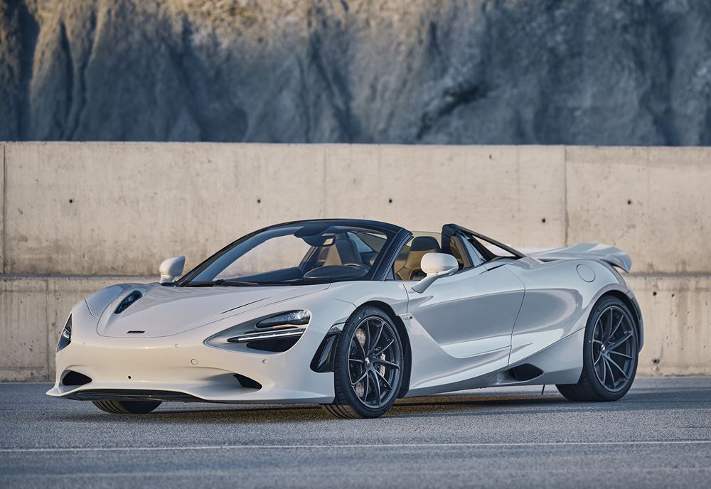 La McLaren 750S Spider est propulsée par un moteur V8 4.0 litres biturbo de 750 ch