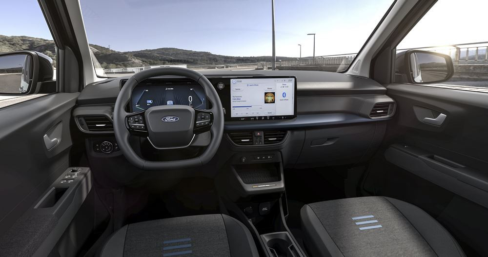 Le Ford E-Tourneo Courier électrique adopte une allure caractéristique de SUV