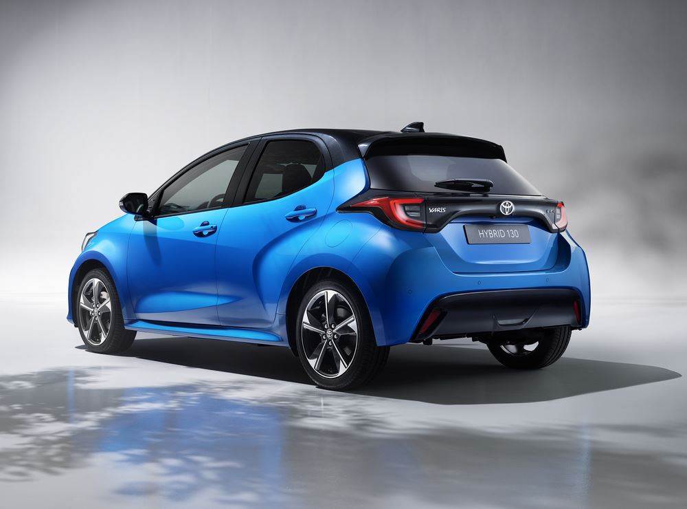 La citadine du segment B Toyota Yaris de quatrième génération s'offre une mise à jour