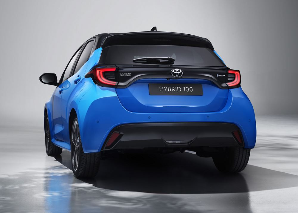 La citadine du segment B Toyota Yaris de quatrième génération s'offre une mise à jour