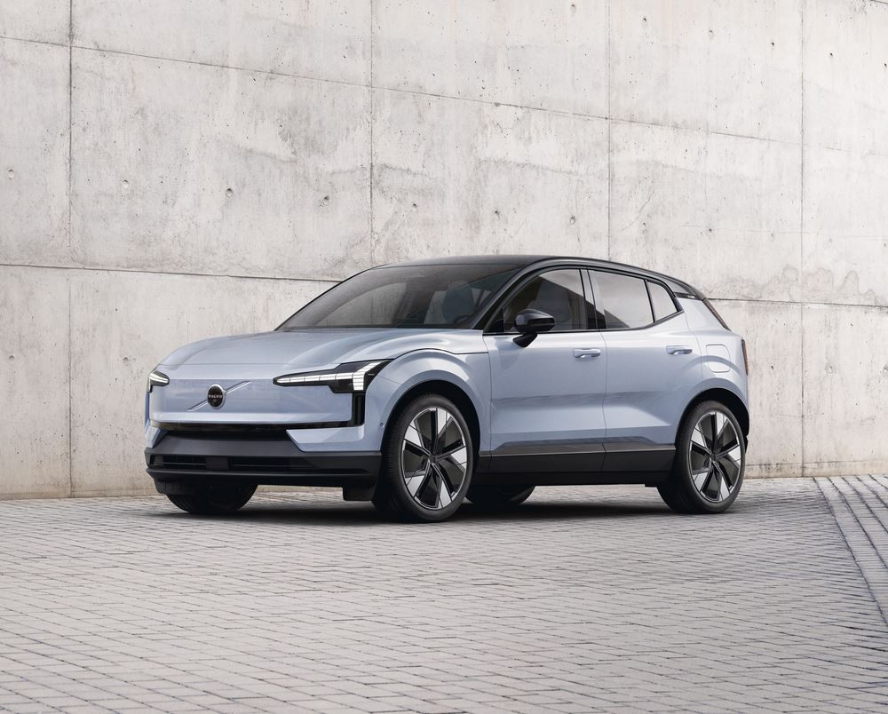 Le petit SUV électrique Volvo EX30 revendique la sécurité attendue d'un véhicule Volvo