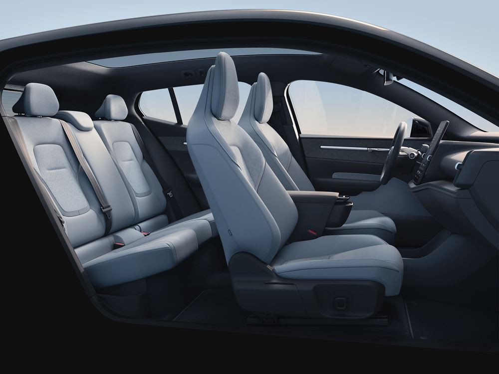 Le petit SUV électrique Volvo EX30 revendique la sécurité attendue d'un véhicule Volvo
