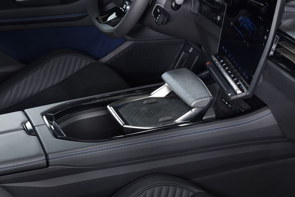 Le SUV coupé Renault Rafale entend être le porte-étendard de la marque de Billancourt