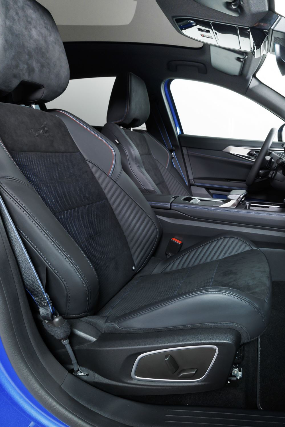 Le SUV coupé Renault Rafale entend être le porte-étendard de la marque de Billancourt