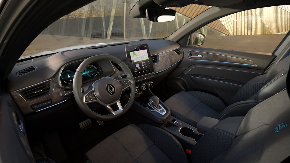 Le SUV coupé Renault Arkana intègre l'identité visuelle « Nouvelle Vague » de la marque