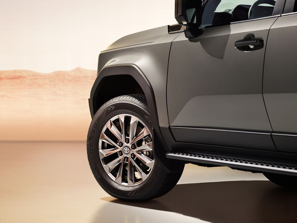 Le Toyota Land Cruiser s'inspire des qualités historiques de solidité et de fiabilité du modèle