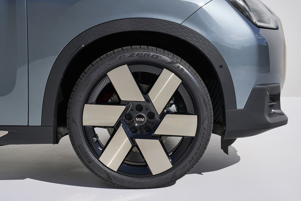 La troisième génération du Mini Countryman passe à l'électrique sans émissions à l'usage
