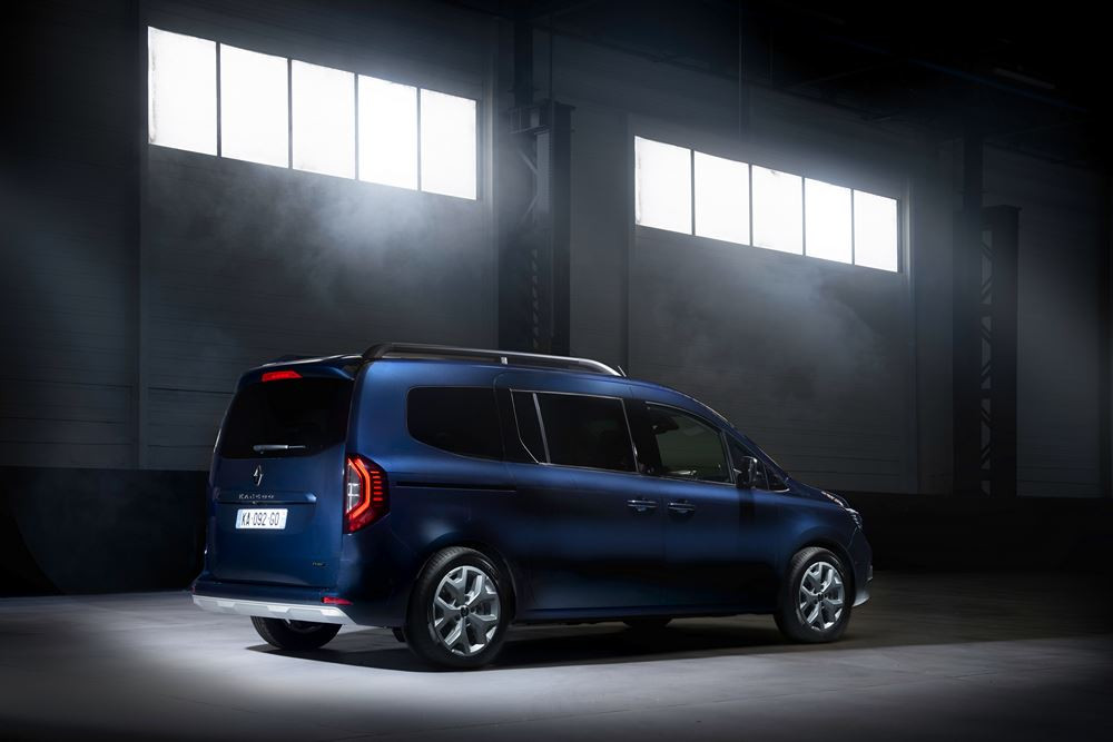Le Renault Grand Kangoo propose sept places indépendantes et modulables
